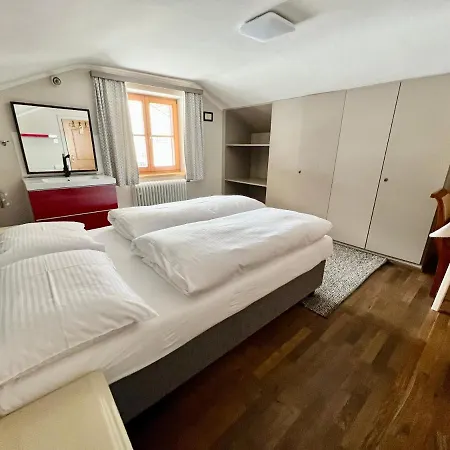 Lech Hostel Albergue